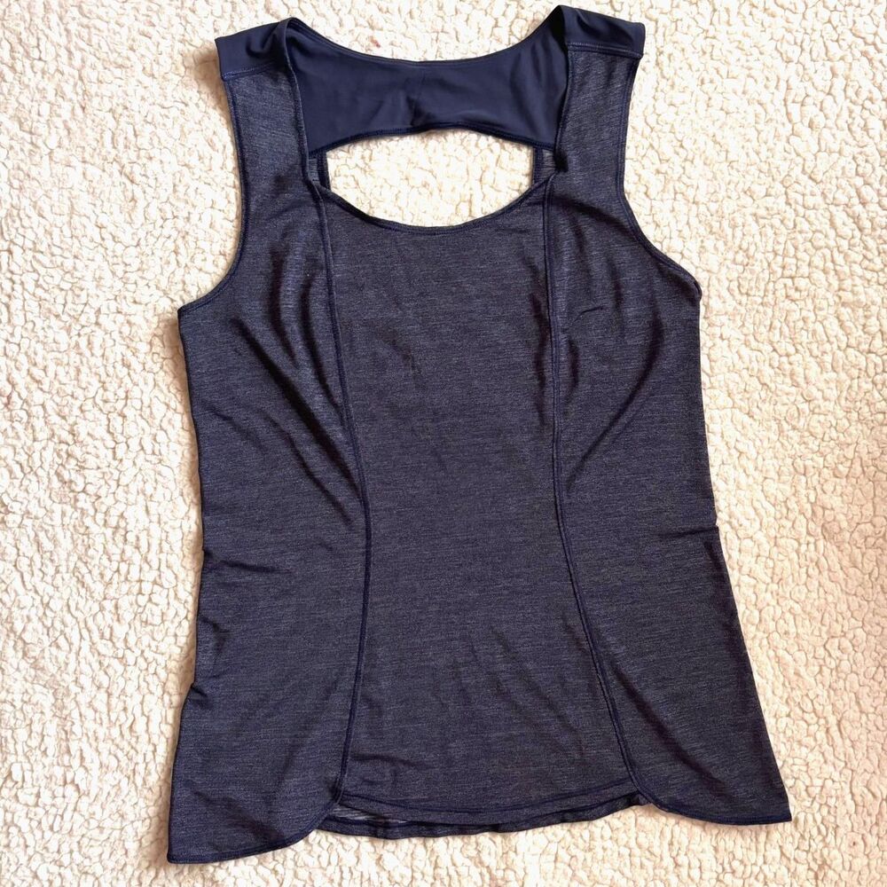 Lululemon Women's Run Righteous Tank Cadet Blue Medium/Large See measurements - Picture 5 of 7
